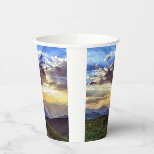 空 紙コップ (左)