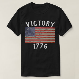 突進のBetsy Rossの旗のアメリカの勝利のTシャツ Tシャツ