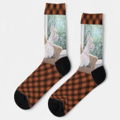 窓から外を見るウェスティン ソックス (左)