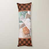 窓から外を見るウェスティン ボディピロー (裏面 (縦))