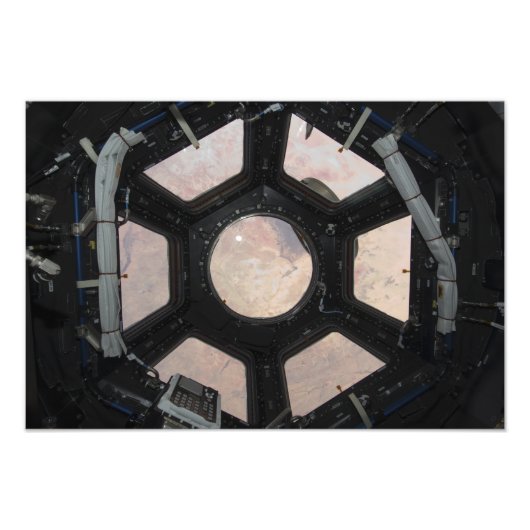 窓から見えるサハラ砂漠 フォトプリント (正面)