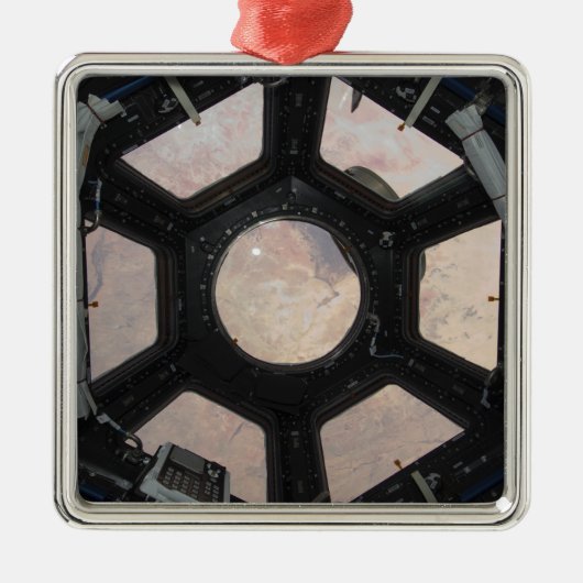 窓から見えるサハラ砂漠 メタルオーナメント (正面)