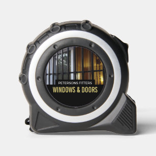 窓とバー、窓とドアのフィッター会社 メジャー