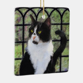 窓のオリジナル動物絵画アートに登場するタキシード猫 セラミックオーナメント (右)