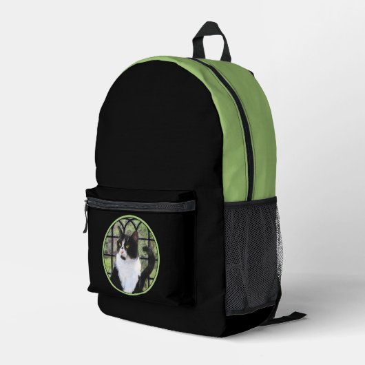 窓のオリジナル動物絵画アートに登場するタキシード猫 プリントバックパック (裏面右端)