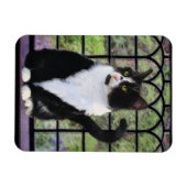 窓のオリジナル動物絵画アートに登場するタキシード猫 マグネット (横)