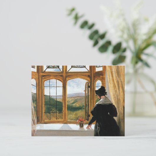 窓の外を見ているアバコーン公爵夫人 ポストカード (スタンド正面)