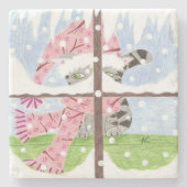 窓の石のコースターを眺めるタビー猫 ストーンコースター (正面)