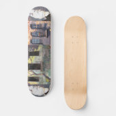 窓の落書きのスケートボード スケートボード (正面)