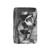 窓枠のボクサー犬 バスマット (正面縦)