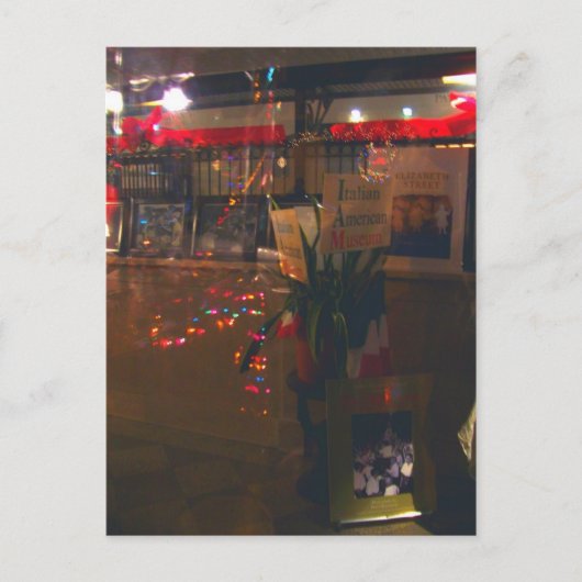 窓越しのアメリカイタリアン博物館 ポストカード (正面)