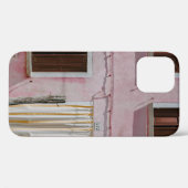 窓3つとドー1つを備えたピンクコンクリートの家 Case-Mate iPhoneケース (裏面 (横))