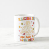 窯が冷めるのを待つ 陶芸 粘土 コーヒーマグカップ (正面右)