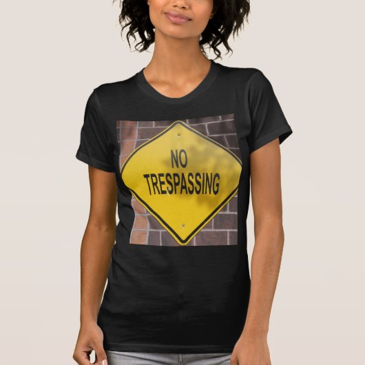 立ち入り禁止 Tシャツ (正面)