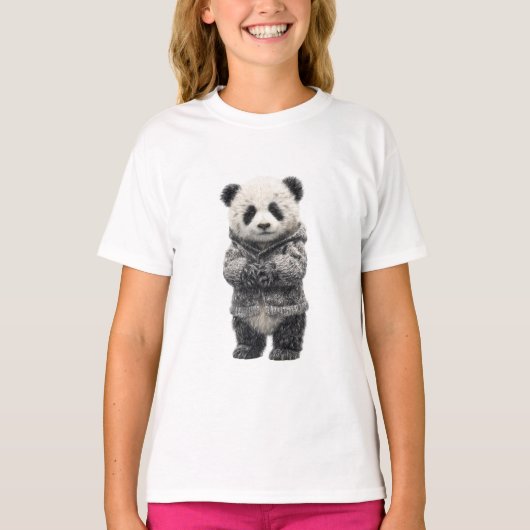 立っているかわいいパンダの子供 Tシャツ (正面)