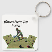 立体的なローンボウルの勝者、キーリング キーホルダー (裏面)