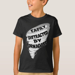 竜巻の衣装ボーイズ・チェザーツイスター嵐の追いかけ Tシャツ