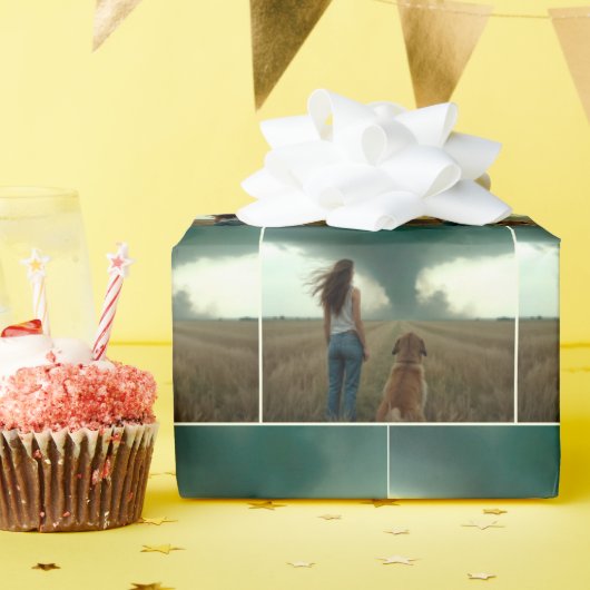 竜巻を見る若い女性と犬 ラッピングペーパー (誕生日パーティー)