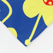 競合する花 – ネイビーブルーの黄色と赤 フリースブランケット (角)