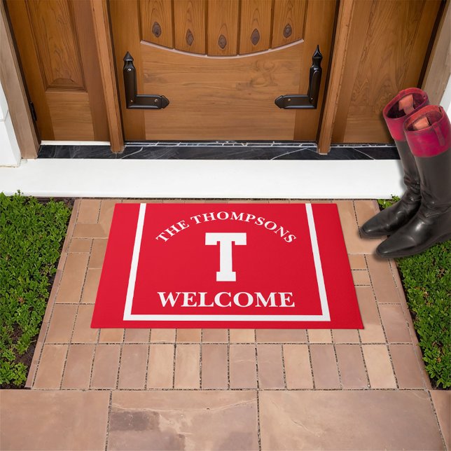 競馬スタイルファミリーネームモノグラムウェルカム ドアマット (Custom monogram and personallized name horse racing saddle cloth style Welcome mat. )
