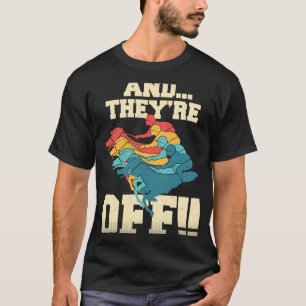 競馬ダービー始まる Tシャツ