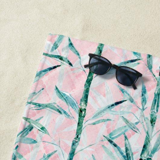 竹の枝，白，緑，竹の葉 ビーチタオル (インサイチュ)