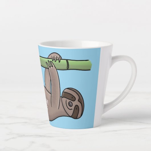 竹の漫画の上の可愛い笑顔のナマケモノイラストレーション カフェラテマグ (右)