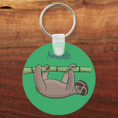 竹の漫画の上の可愛い笑顔のナマケモノイラストレーション キーホルダー (正面)