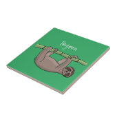 竹の漫画の上の可愛い笑顔のナマケモノイラストレーション タイル (側面)