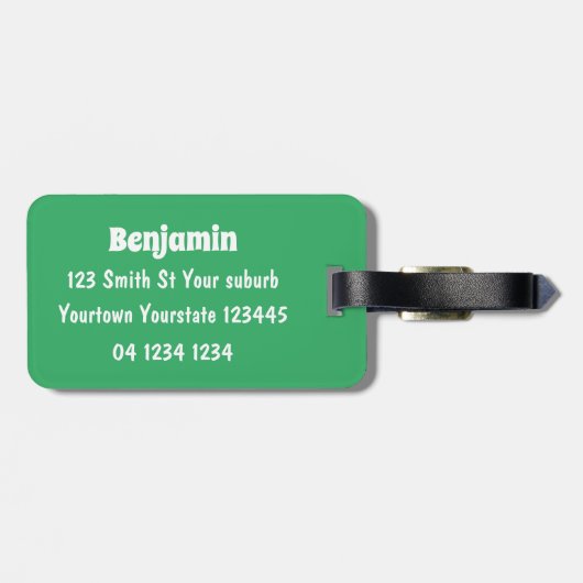 竹の漫画の上の可愛い笑顔のナマケモノイラストレーション ラゲッジタグ (裏面横)