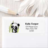 竹林の中にかわいい白黒のパンダ ラベル (インサイチュ)