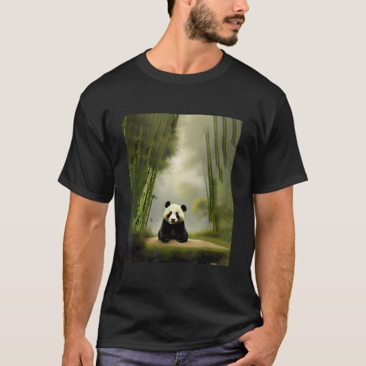 竹林の中に座るパンダ Tシャツ (正面)