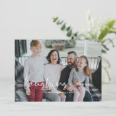 笑いながらクリスマスを楽しむ ホリデーカード 招待状 (スタンド正面)