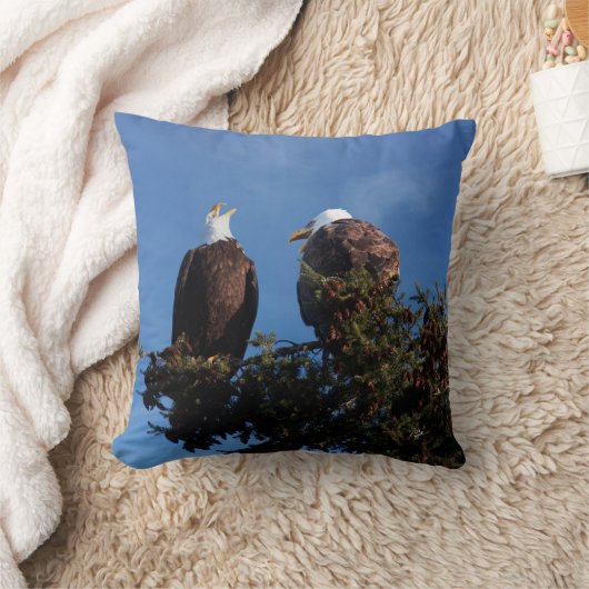 笑いを共有する禿げたイーグルおもしろいーズ クッション (ブランケット)