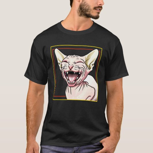 笑うスフィンクス猫 Tシャツ (正面)