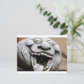 笑う庭のセメント格言 ポストカード (スタンド正面)