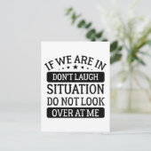 笑ってはいけない状況のときは見ないで ポストカード (スタンド正面)