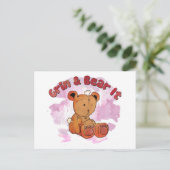 笑って我慢する ポストカード (スタンド正面)