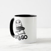 笑顔おもしろい折り畳み椅子Sit & Go マグカップ (正面左)