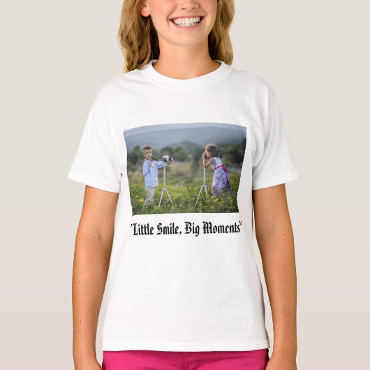 「笑顔で幸せになれ!」 Tシャツ (正面)