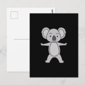笑顔で立つかわいいコアラ ポストカード (正面/裏面)