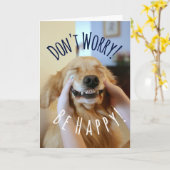 笑顔のゴールデンレトリエバードッグ幸せになる心配はない カード (黄色い花)