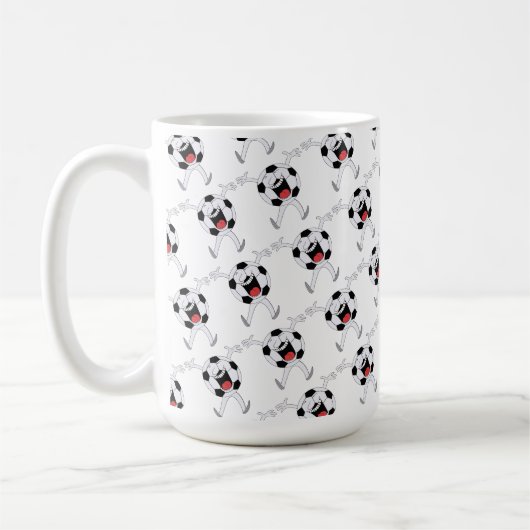 笑顔のサッカーボールマスコット コーヒーマグカップ (左)