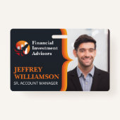 笑顔のビジネスマン |財務ロゴ |バーコード バッジ (正面)