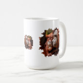 笑顔のベビーオランウータン母アーム コーヒーマグカップ (正面右)