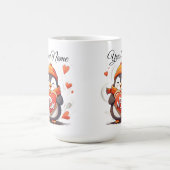 笑顔のペンギン保持ハートサイン私の母 モーフィングマグカップ (中央)