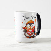 笑顔のペンギン保持ハートサイン私の母 モーフィングマグカップ (正面右)