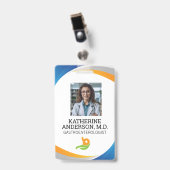 笑顔の医者 | Gastroenterologistロゴ バッジ (正面 （クリップ付）)