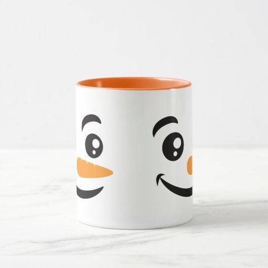 笑顔の雪だるま顔 マグカップ (中央)