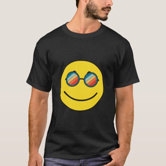 笑顔の顔衣装ハッピーかわいいスマイルトレンディー Tシャツ (正面)